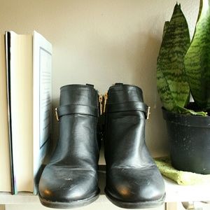 Black Boots